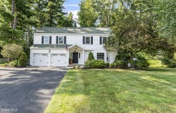 409 Lincoln Drive, Guilderland, NY 12084