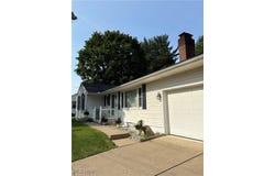 2102 Robinhood Drive, Wooster, OH 44691