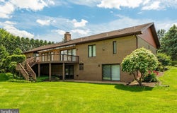 1310 OBERHOLTZER LANE, DENVER, PA 17517