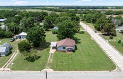 121 N Osage, Argonia, KS 67004