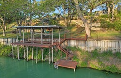 706 Gloria Drive, Seguin, TX 78155