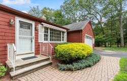 61 Amble Rd, Chelmsford, MA 01824