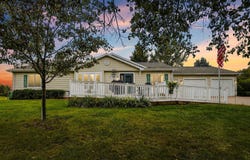 3455 Jepsen Road, Cedar Falls, IA 50613