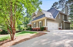 4711 Oakleigh Manor Drive, Powder Springs, GA 30127
