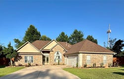 501 Pool Place, Shawnee, OK 74801