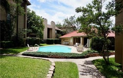 1202 Thorpe LN, San Marcos, TX 78666