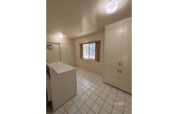 100 McLaren Ln, Bishop, CA 93514