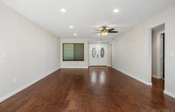 1561 Oak Hill Dr, Escondido, CA 92027