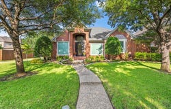 7536 Primrose Drive, Irving, TX 75063