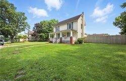 77 W Park Avenue, Hubbard, OH 44425