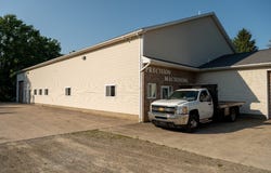 9202 & 9192 MIDDLE Road, Girard, PA 16417