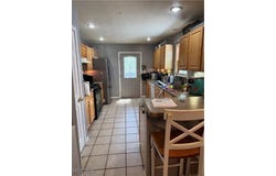 799 N Main Street, Grafton, OH 44044