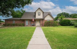 501 Nathan Street, Burleson, TX 76028