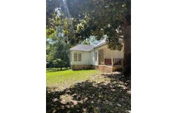 202 S 4th Street, Nashville, AR 71852