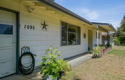 1095 N MANZANITA ST, Canby, OR 97013