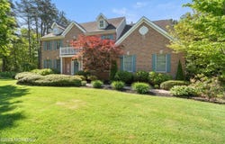1 Saint Mary Avenue, Manahawkin, NJ 08050