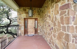 20700 E Lakeshore DR, Spicewood, TX 78669