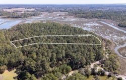 15 Whitners Landing Road, St. Helena Island, SC 29920
