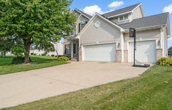 12319 Townsend Avenue, Urbandale, IA 50323