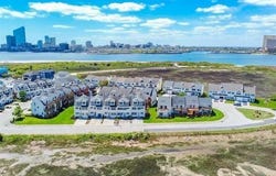 10 Harbor Beach Cv, Brigantine, NJ 08203