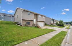 2055 Cobalt, Dubuque, IA 52001