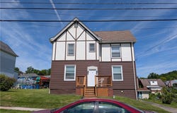 109 S 5th St, Youngwood, PA 15697