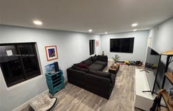 440 E 37th St, Hialeah, FL 33013