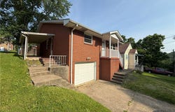 3627 Marland Heights Rd, Weirton, WV 26062