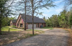 6351 County Road 3902, Athens, TX 75752