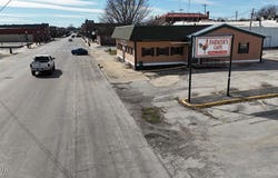 608 E Broadway, Monett, MO 65708