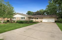 6471 MYRTLE, ROCKFORD, IL 61108