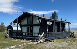 106 Vader Dr, Sawtooth City, ID 83340