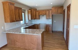 1306 18th Street NE, Austin, MN 55912