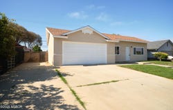 418 E Lee Drive, Santa Maria, CA 93454