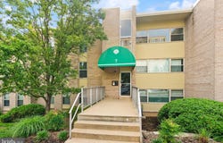 7 CANTERBURY SQUARE, ALEXANDRIA, VA 22304