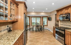 4 Toni Ann Circle, Plainview, NY 11803