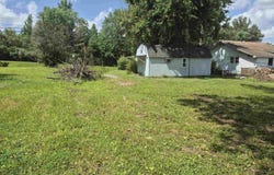 1905 W POPLAR Street, Harrisburg, IL 62946