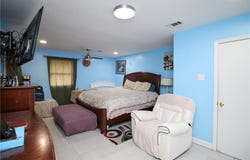 748 OAKWOOD Drive, Gretna, LA 70056