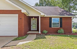 14 Miller St, Cowarts, AL 36321