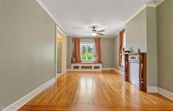 17 Mullens Road, Bethlehem, NY 12159
