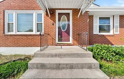 2048 Laura RD NW, Roanoke, VA 24017