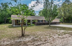 103 Center Street, Panacea, FL 32327