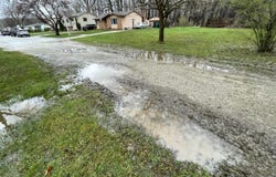 15900 Sandburg Street, Romulus, MI 48174