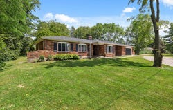 930 N Bickett Road, Xenia, OH 45385