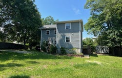 205 Harveys Lane, Hampstead, NC 28443