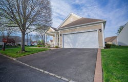 20 Oakhurst Court, Mount Sinai, NY 11766