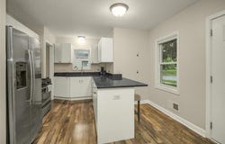 3933 Scott Avenue N, Robbinsdale, MN 55422