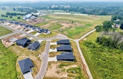 4001 ANTWERP Avenue, HOWARD, WI 54313-7518