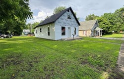 603 E Chestnut Street, Gillespie, IL 62033