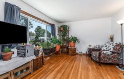 215 S Jones, Maquoketa, IA 52060